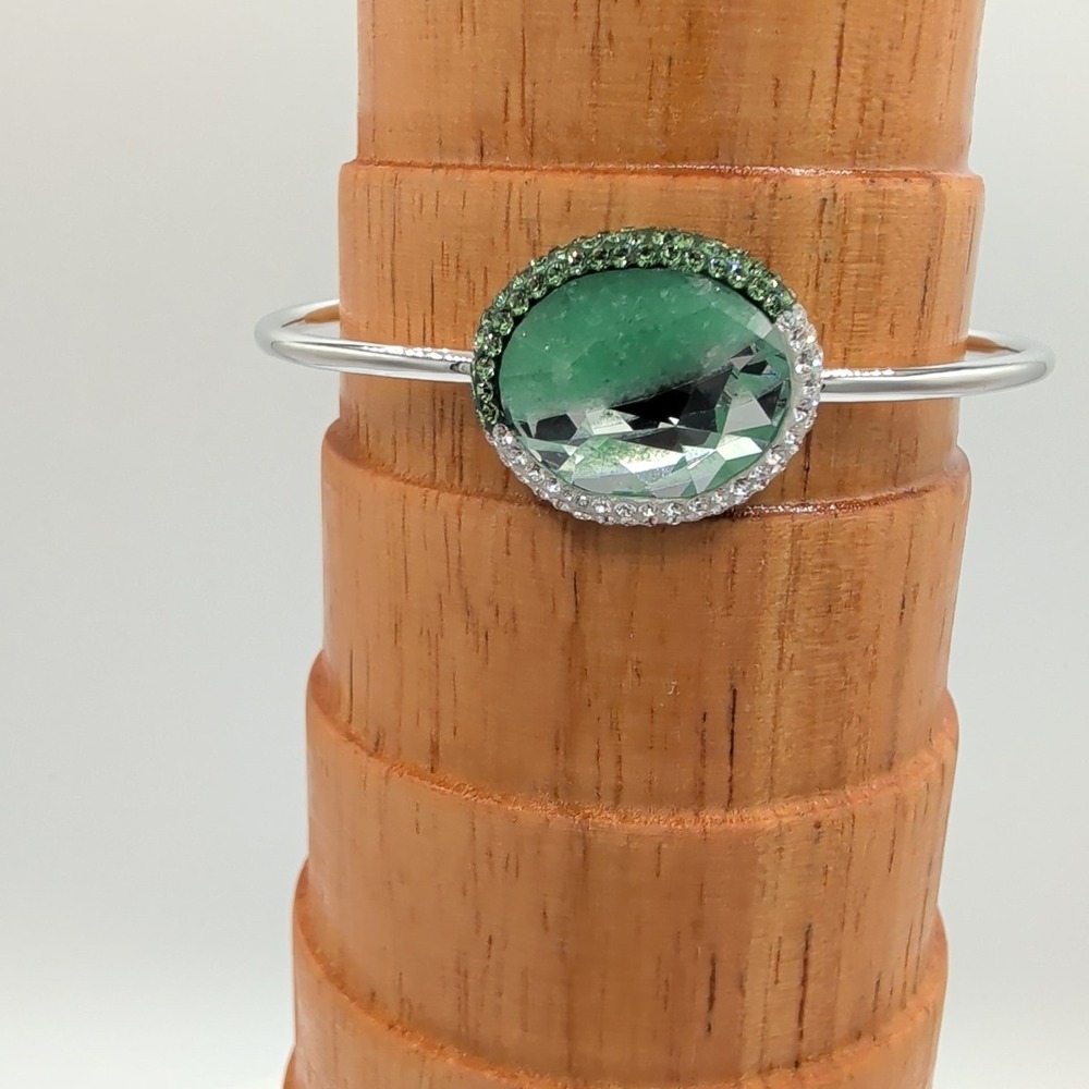 Swarovski Swan Signed Green Crystal Silver Tone Rhodium Plated‎ Bangle Bracelet - Picture 12 of 14